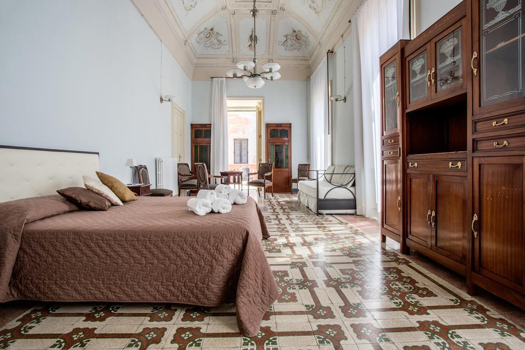 Palazzo Vallebona Gallipoli Exterior foto